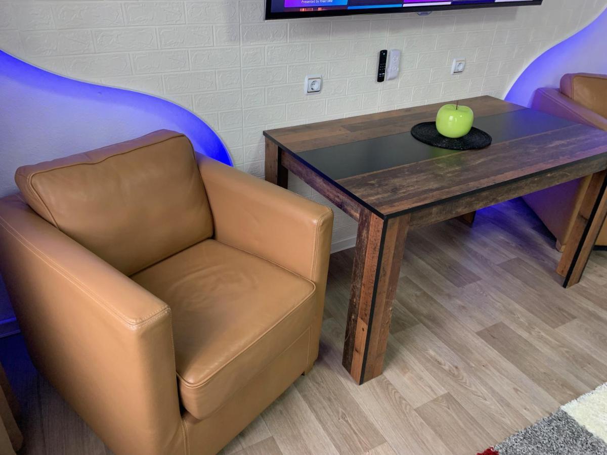 Gold Suite: Elbe Riverside Retreat with Netflix and E-Bike Station Wittenberge Exterior photo