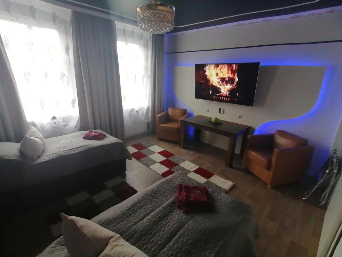 Gold Suite: Elbe Riverside Retreat with Netflix and E-Bike Station Wittenberge Exterior photo